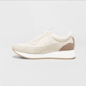 New in box - Universal Thread Memory Foam Sneaker - women’s 8.5 light beige